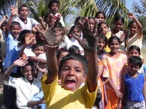 1x1_indien_impression_kind_-_child_00